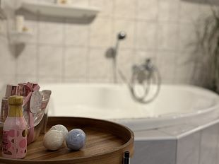 076642FD-1C28-4357-A21D-BA59E524BFA7