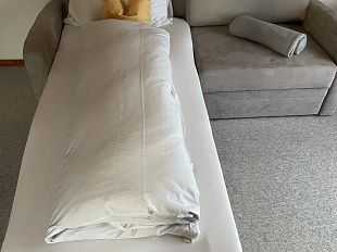 b6e7ad89-b984-4255-8c66-feb32291c2ca