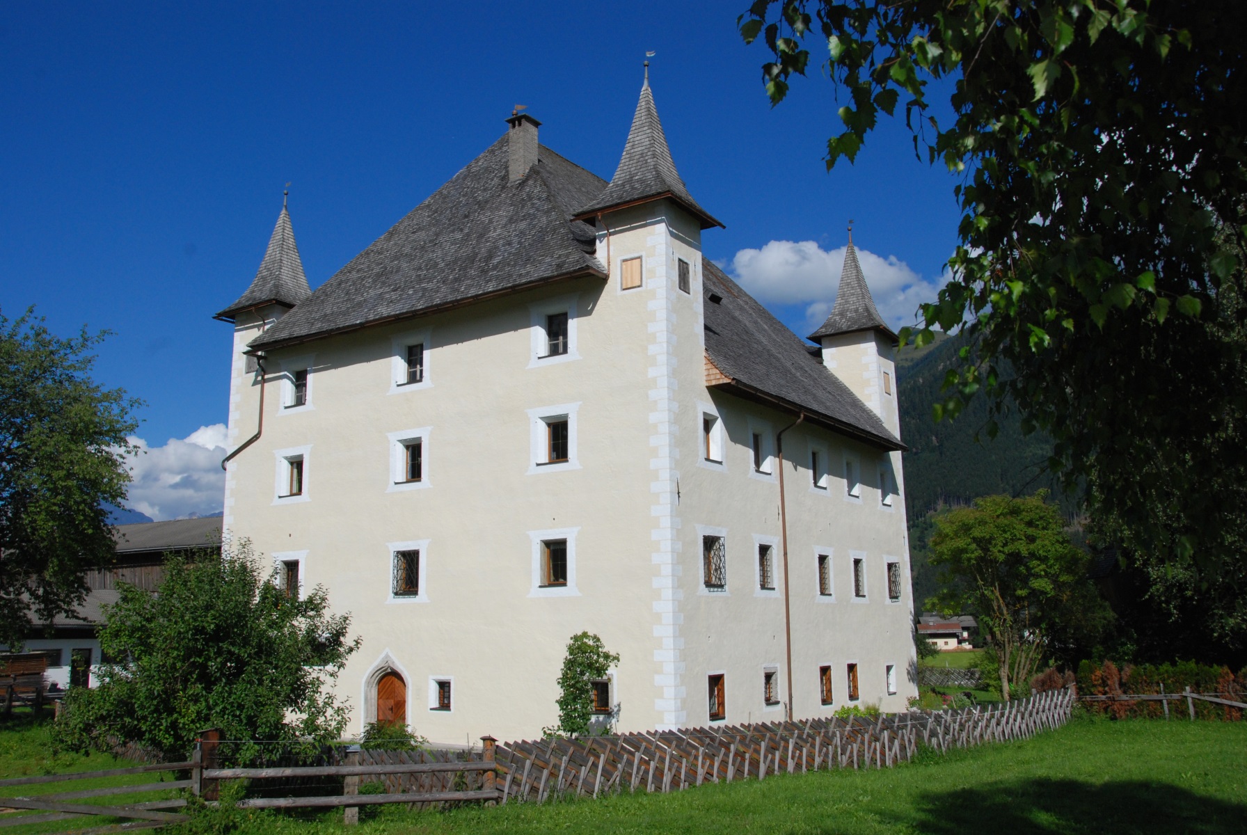 Schloss NEU