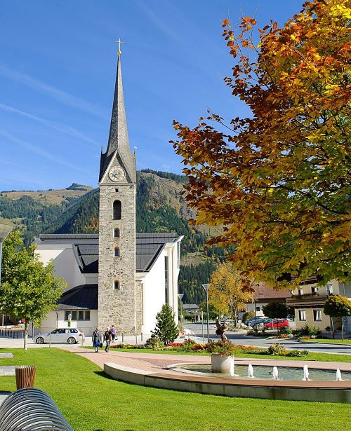 Herbst Dorfplatz Maishofen