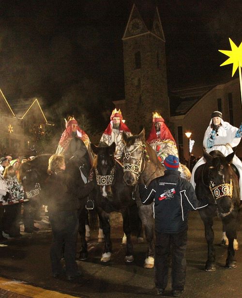 Perchtenlauf Heiligen 3 Könige