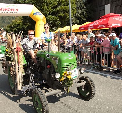 Bauernherbstdorffest mit Festumzug