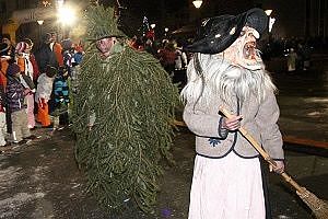 Traditioneller Perchtenlauf 2011