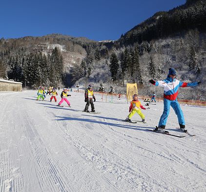 Ski schools & Ski rentals